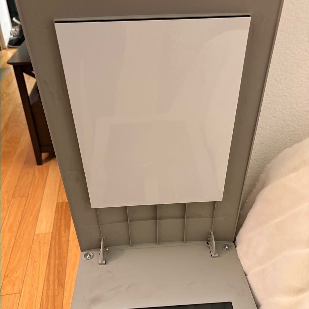 HP ScanJet 5200c Flatbed Scanner - Picture 3 of 9
